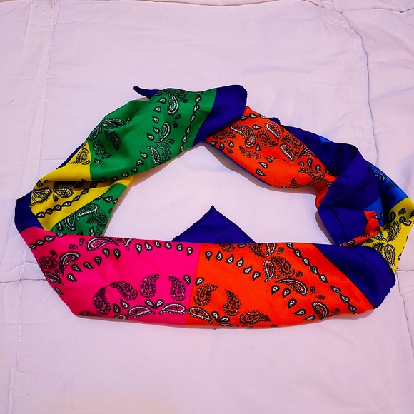 Zara multi-coloured printed bandana - Picture 2 of 3